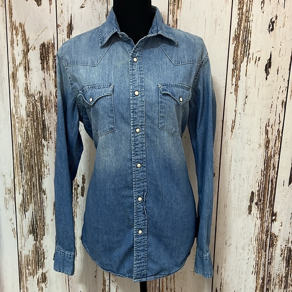 Sonoma Chambray Button Down‎ | Small